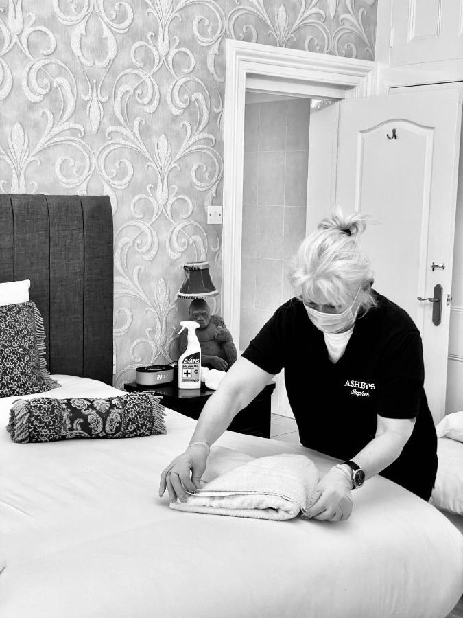 Deluxe Studios With Spa Included Портсмут Екстер'єр фото