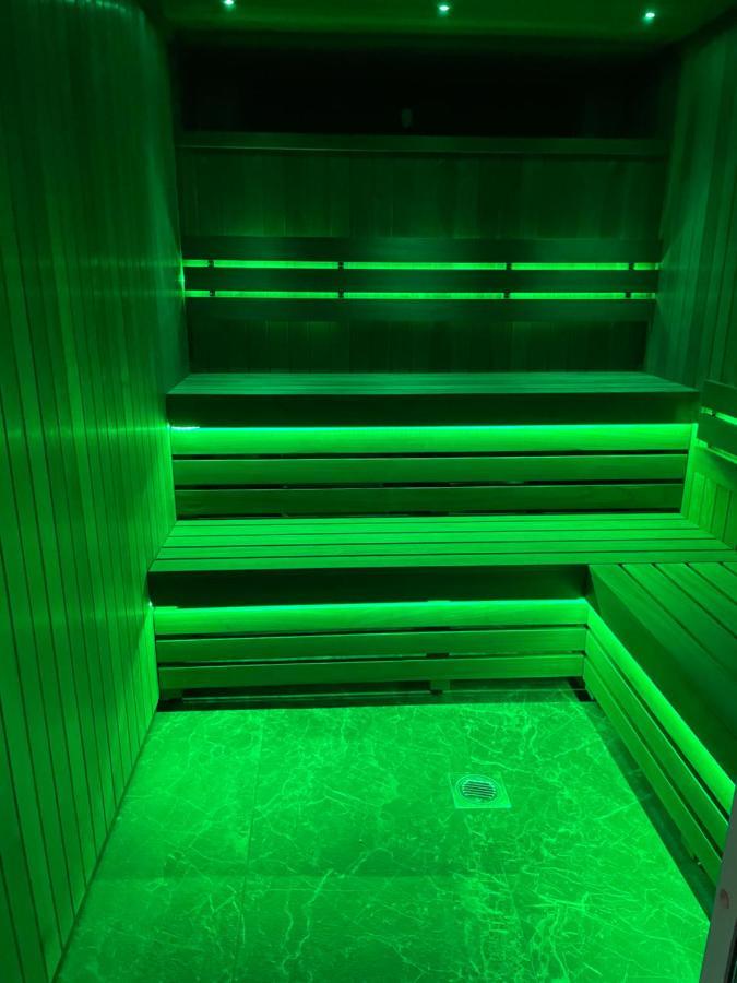 Deluxe Studios With Spa Included Портсмут Екстер'єр фото