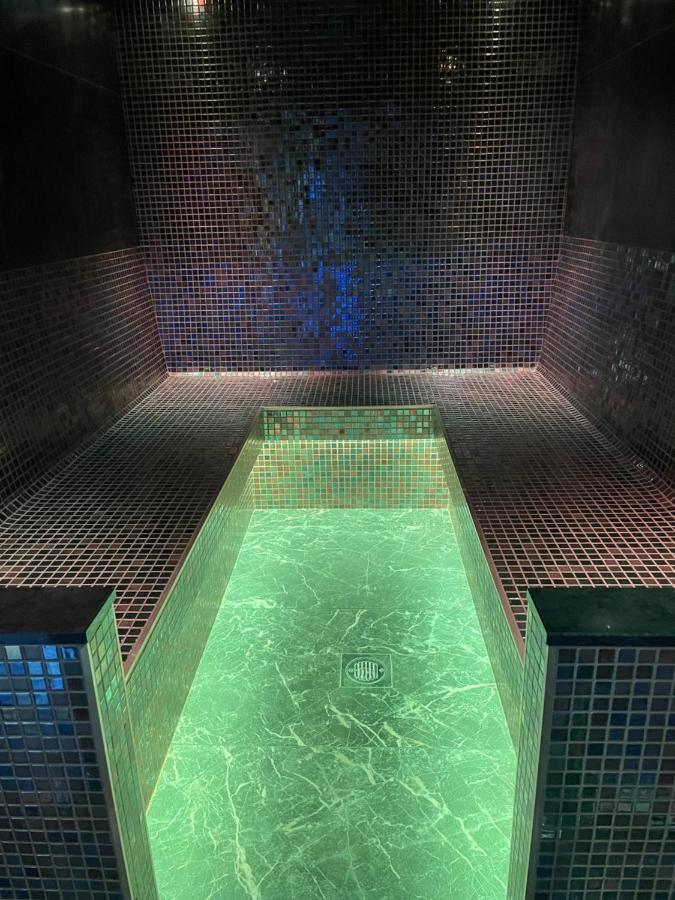 Deluxe Studios With Spa Included Портсмут Екстер'єр фото